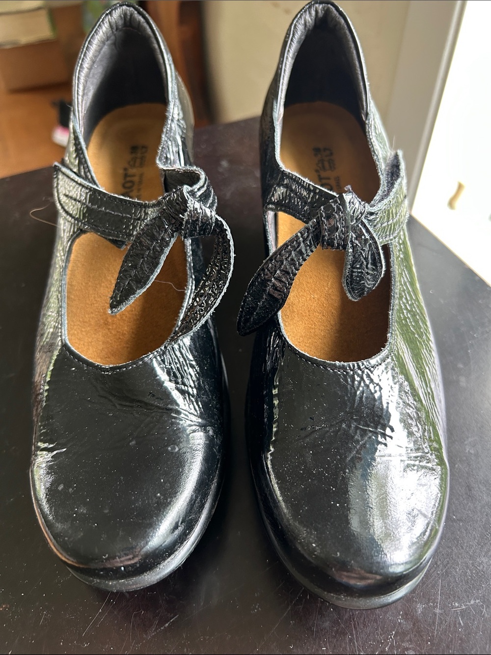 Naot Nobility black patten leather heels size 38